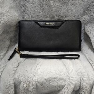 Nine West Full Size Wallet/Wristlet. Black with Gold Hardware.